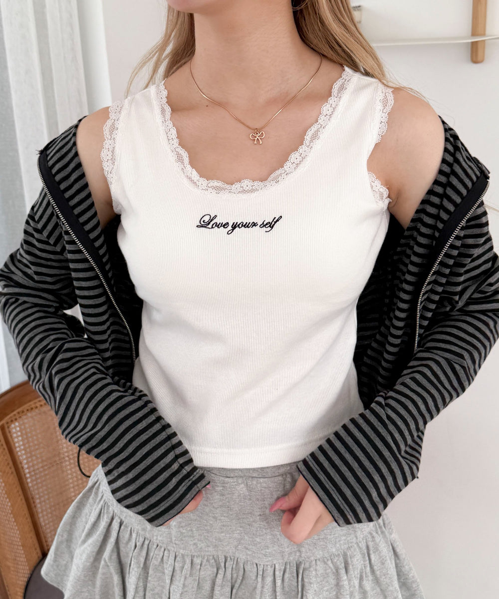 ホワイト モデル：160cm F着用