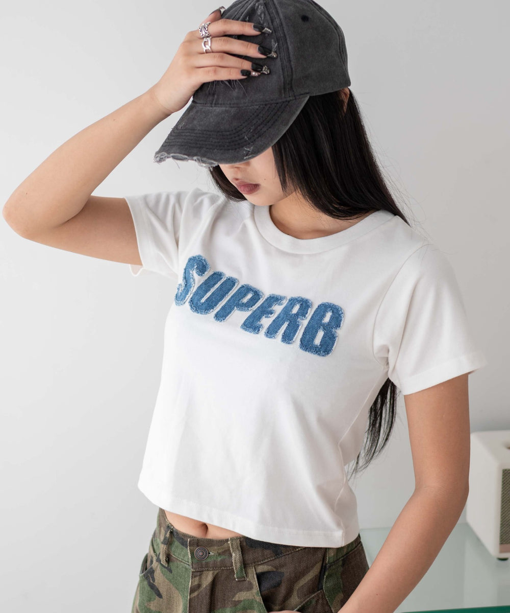 ホワイト モデル：160cm F着用