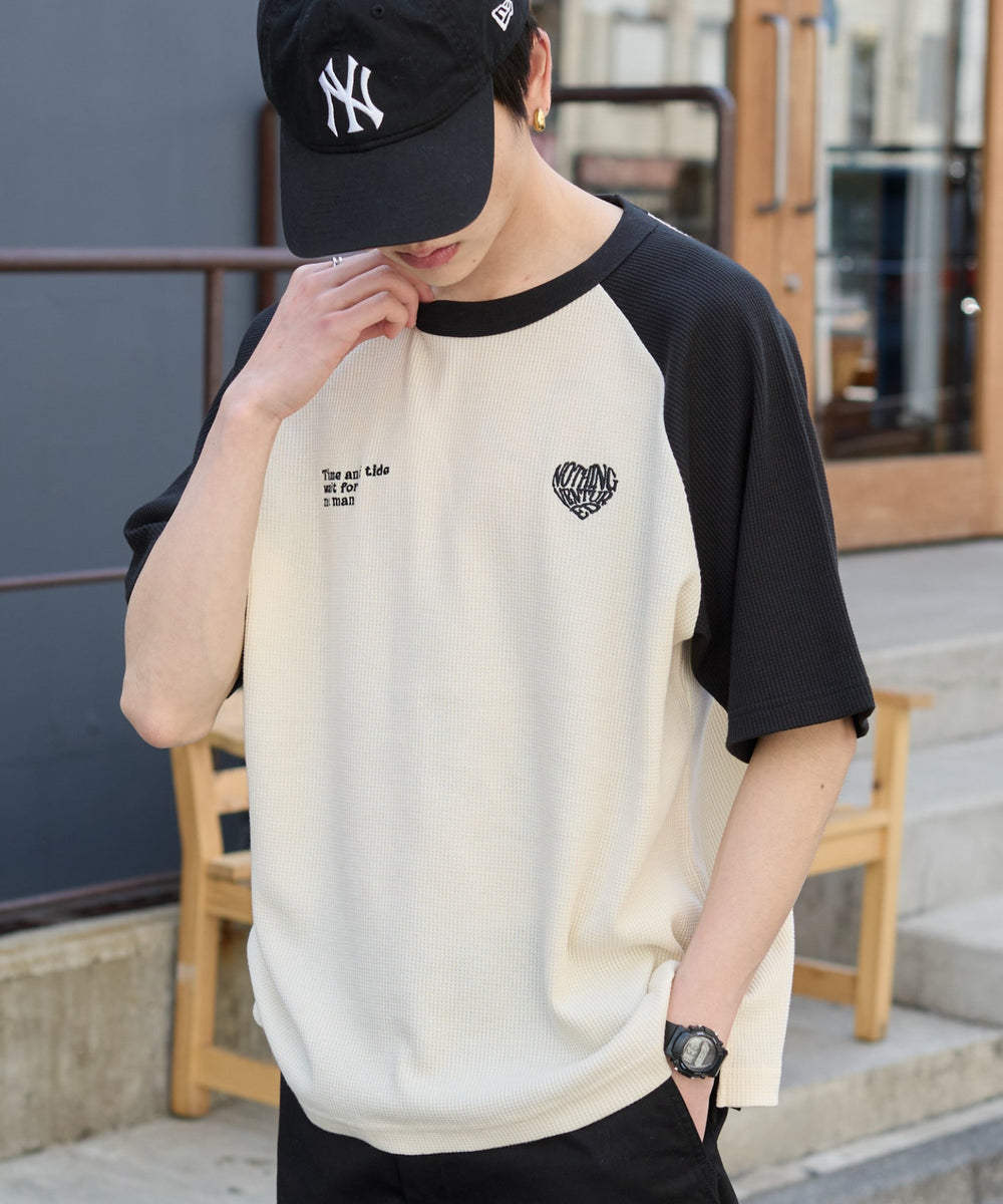 オフホワイト モデル：180cm L着用