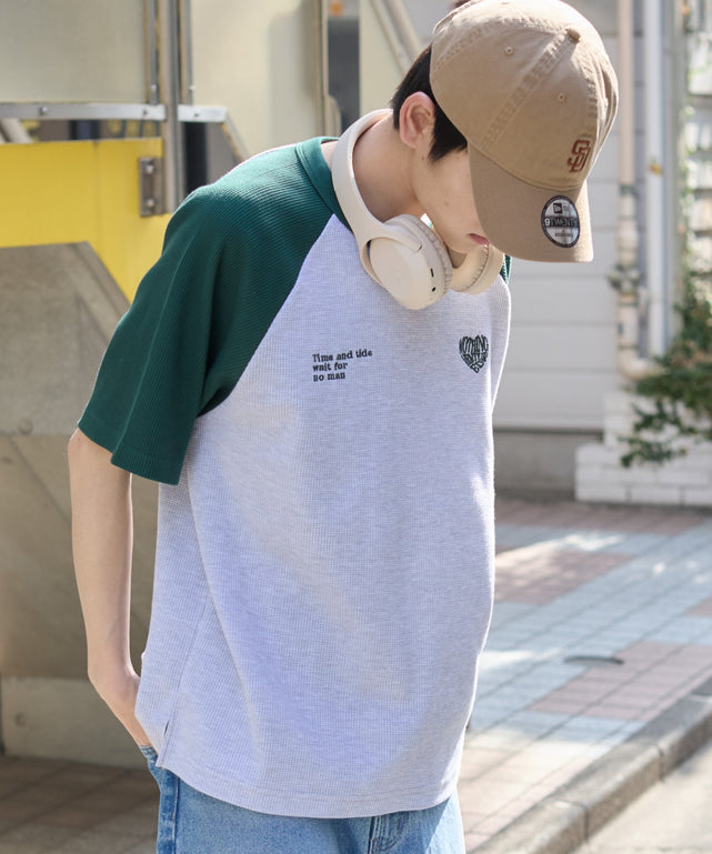 アッシュグレー モデル：180cm L着用