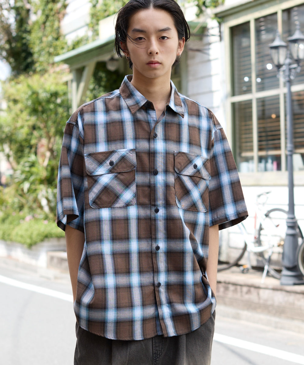 柄5 モデル：178cm L着用