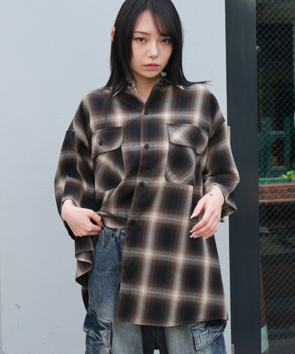 柄3 モデル：159cm L着用