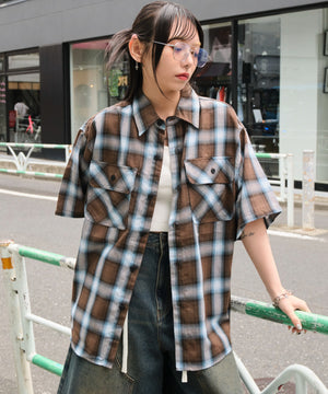 柄5 モデル：159cm S着用