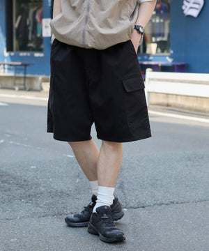 ブラック モデル：180cm L着用