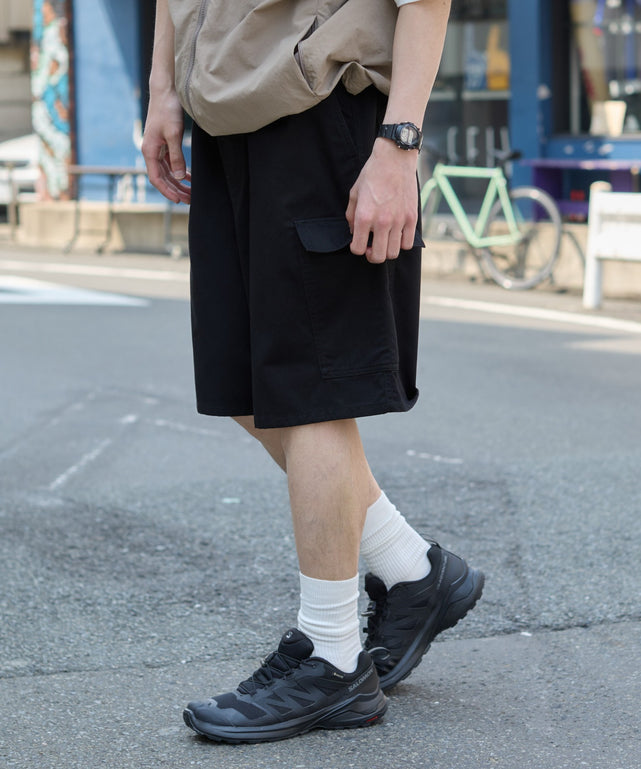 ブラック モデル：180cm L着用