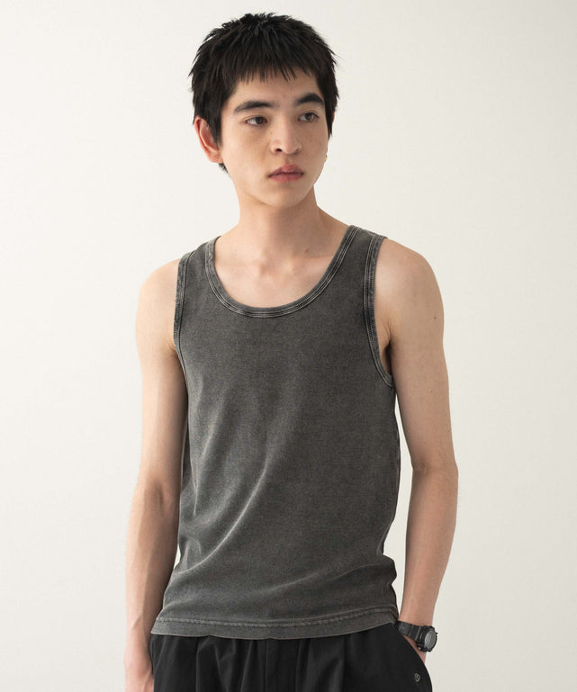 リブタンクトップ/ブラックソノタ モデル:180cm L着用
