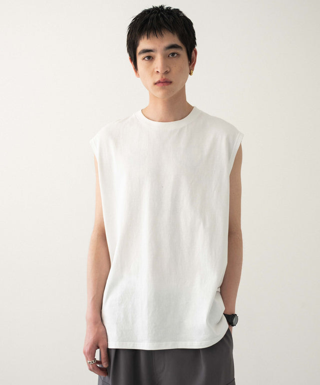 ホワイト　モデル:180cm L着用