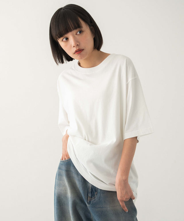 ホワイト　モデル:168cm L着用