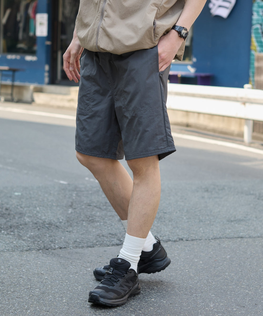 Dグレー モデル：180cm L着用