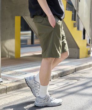 オリーブ モデル：180cm L着用