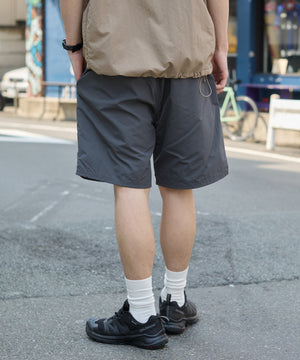 Dグレー モデル：180cm L着用