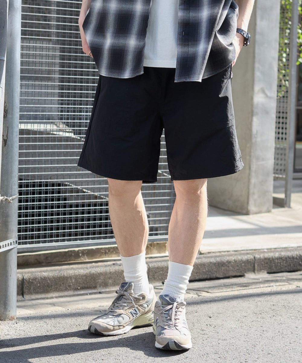 ブラック モデル：180cm L着用