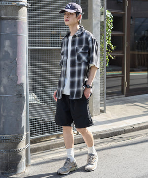 ブラック モデル：180cm L着用