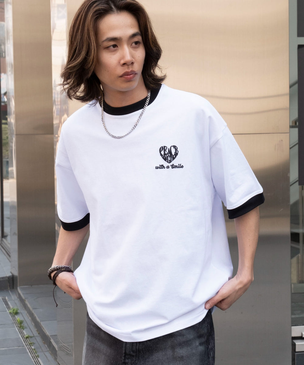 ホワイト　モデル:175cm L着用