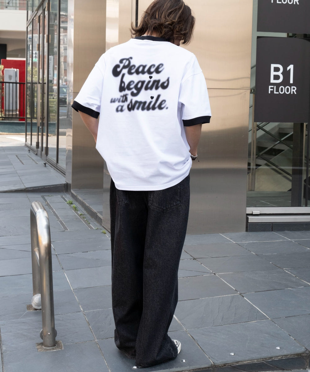 ホワイト　モデル:175cm L着用