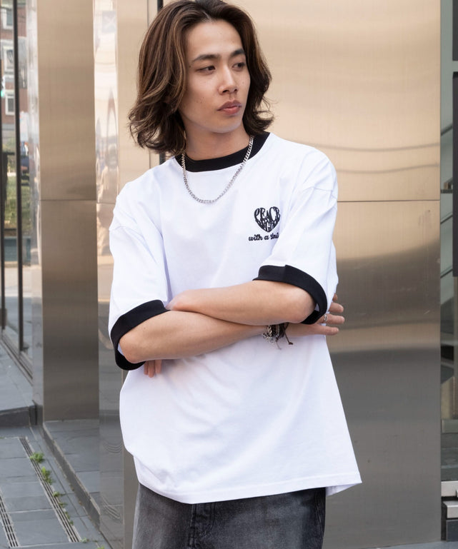 ホワイト　モデル:175cm L着用