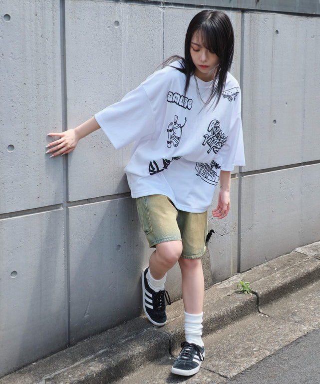 ホワイト　モデル:159cm L着用