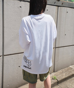 ホワイト　モデル:159cm L着用