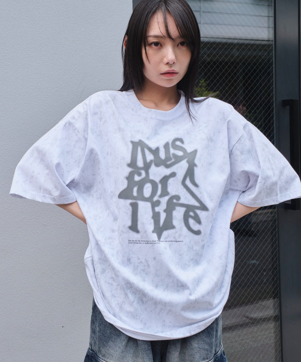 ホワイト　モデル:159cm L着用