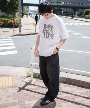 ホワイト　モデル:180cm L着用