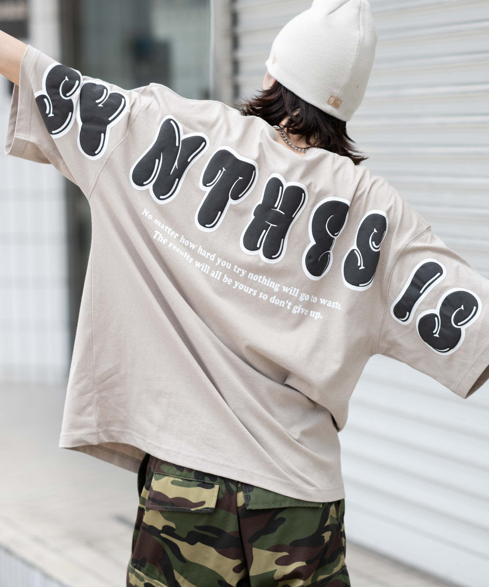 ベージュ モデル：175cm L着用