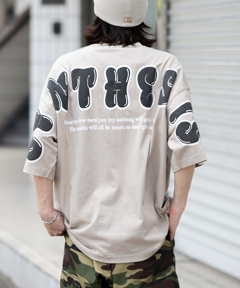 ベージュ モデル：175cm L着用