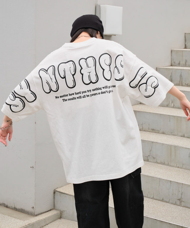 ホワイト　モデル:159cm L着用