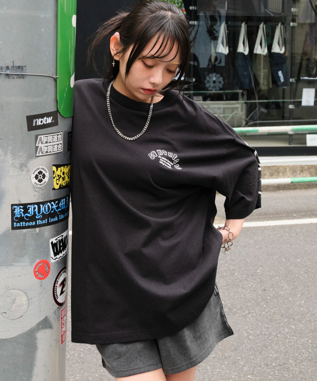 ブラック　モデル:159cm M着用