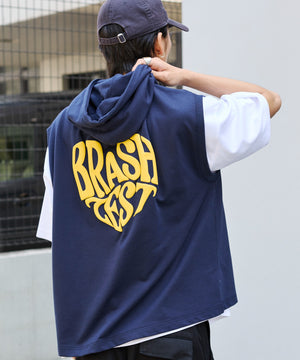 ネイビー　モデル:178cm L着用