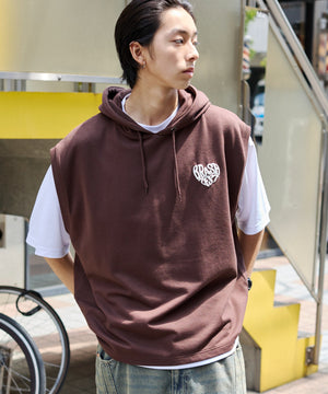 ブラウン　モデル:178cm L着用