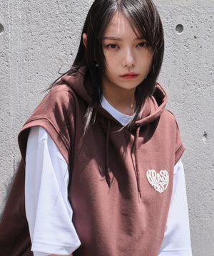 ブラウン　モデル:159cm L着用