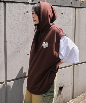 ブラウン　モデル:159cm L着用