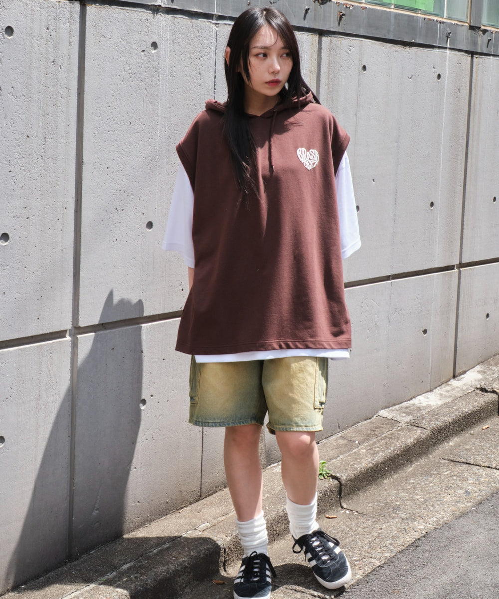 ブラウン　モデル:159cm L着用