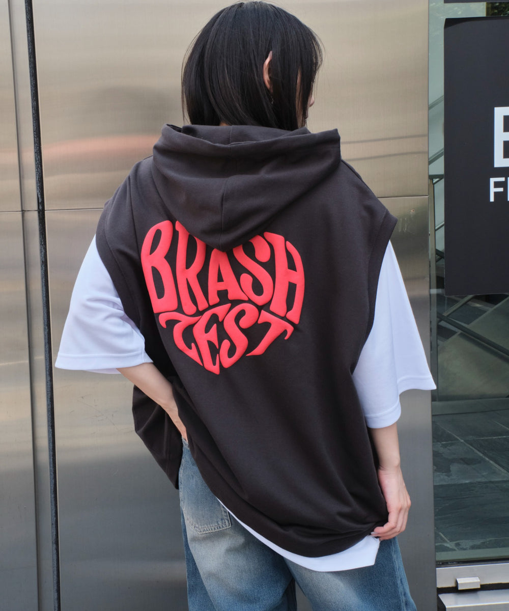 スミクロ　モデル:159cm L着用