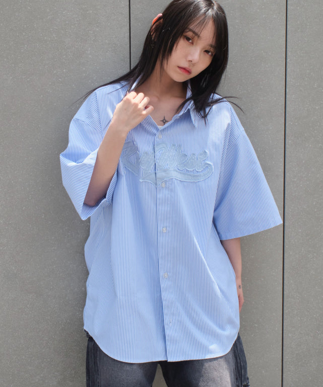 ブルーストライプ　モデル:159cm L着用