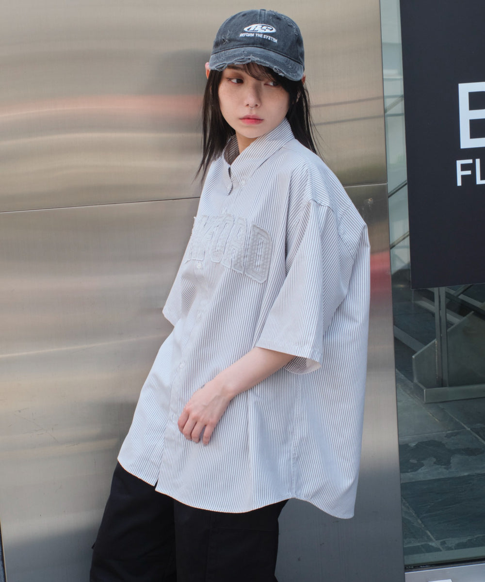 グレーストライプ　モデル:159cm L着用