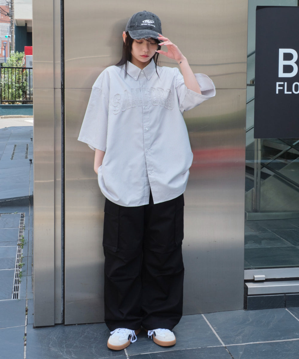 グレーストライプ　モデル:159cm L着用