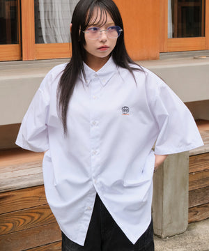 ホワイト モデル：159cm L着用v