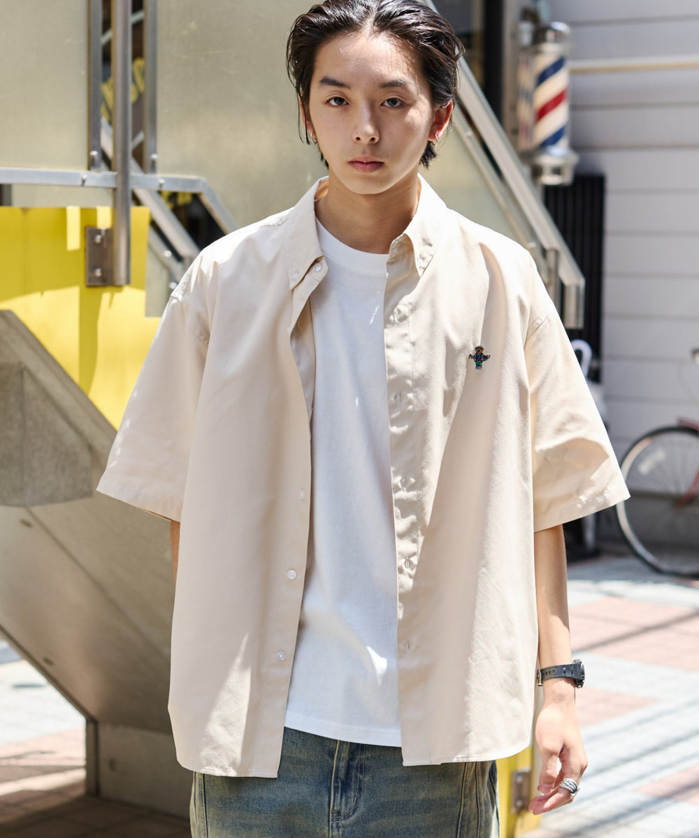 ベージュ モデル：178cm L着用