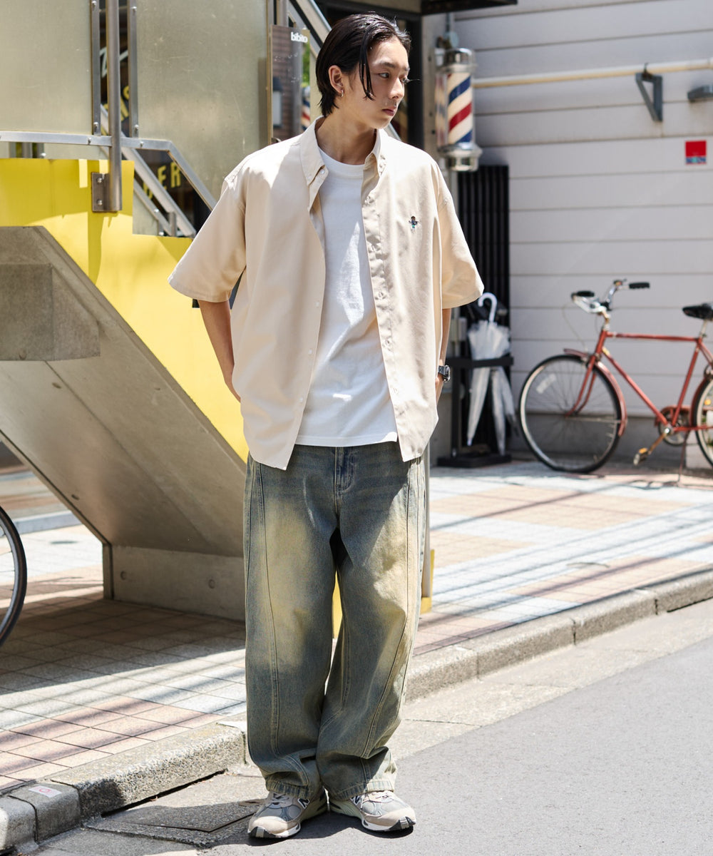 ベージュ モデル：178cm L着用