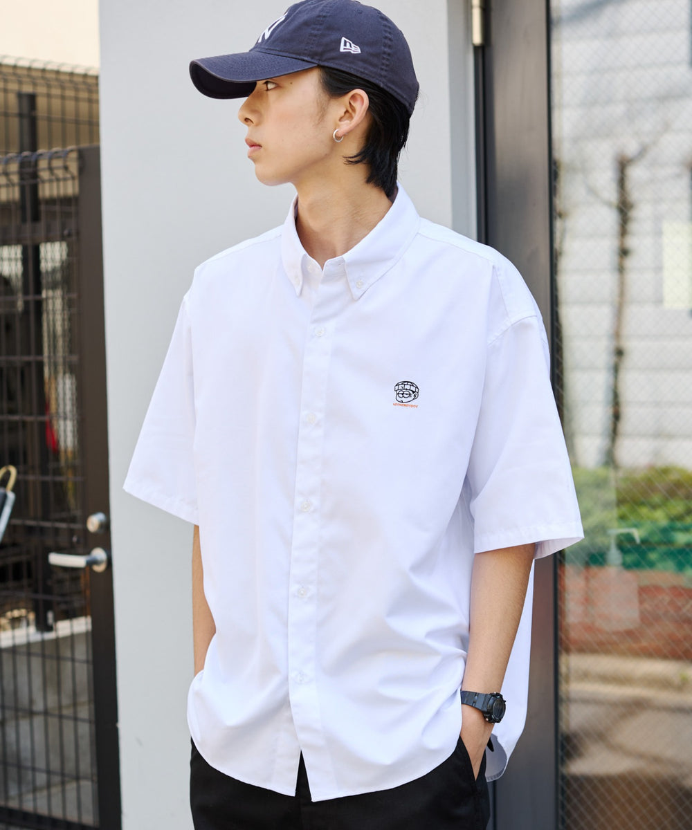 ホワイト モデル：178cm L着用v