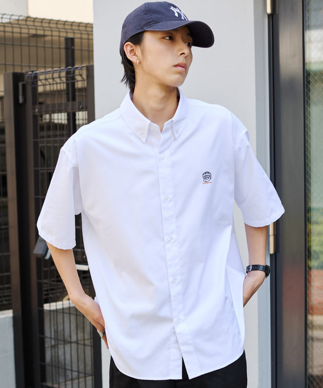 ホワイト モデル：178cm L着用v