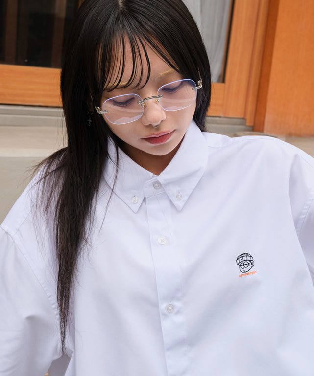 ホワイト モデル：159cm L着用v