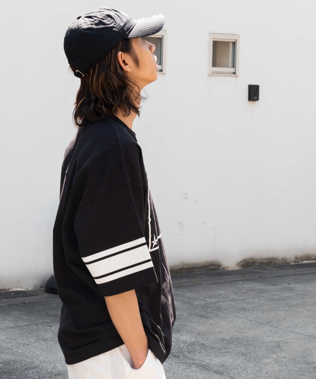 ブラック モデル：175cm L着用