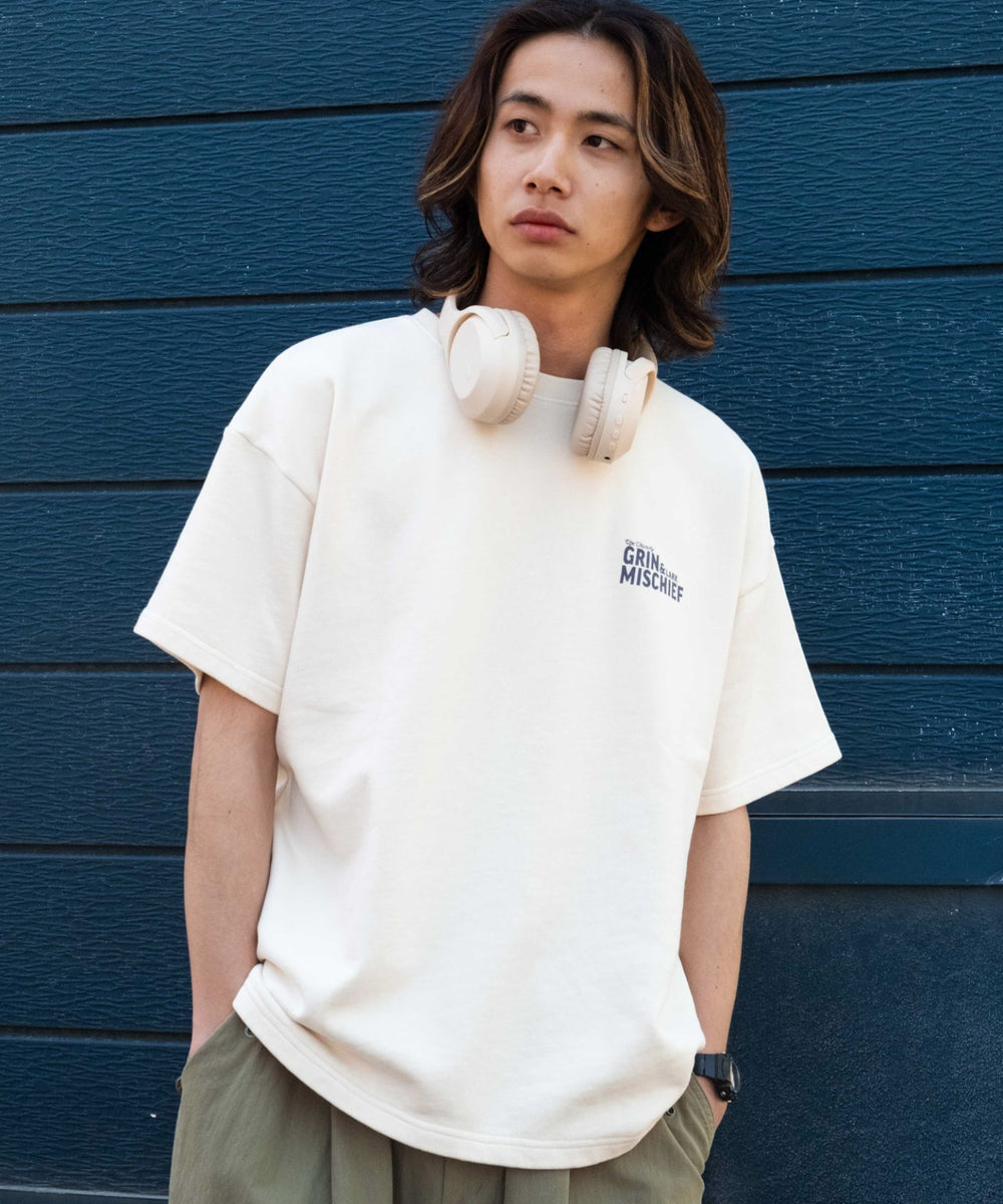 オフホワイト モデル：175cm L着用