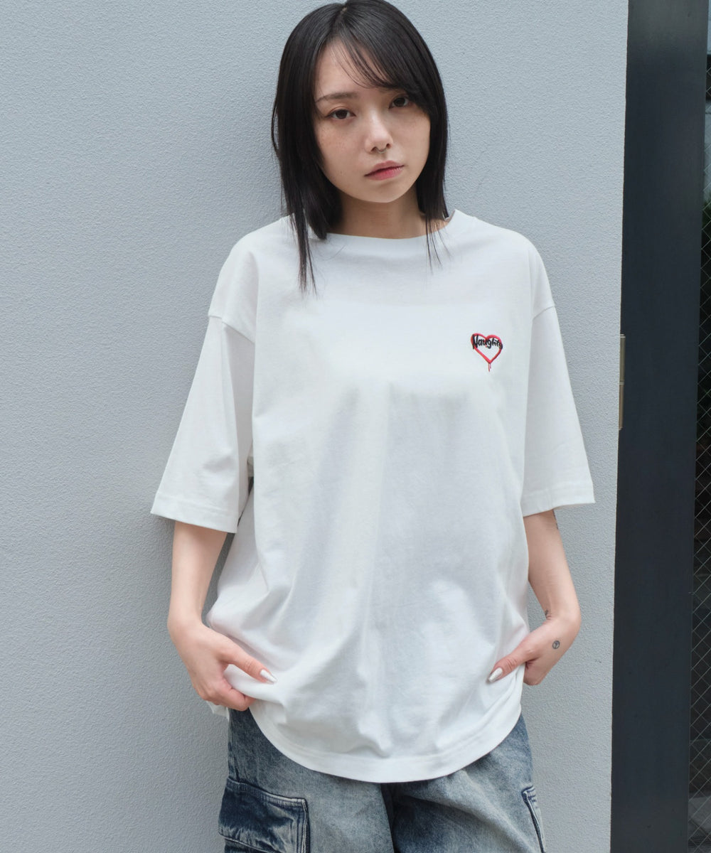 ホワイト モデル：159cm 着用