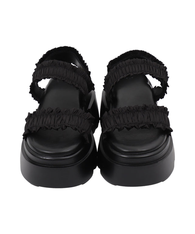 厚底フリルギャザーサンダル