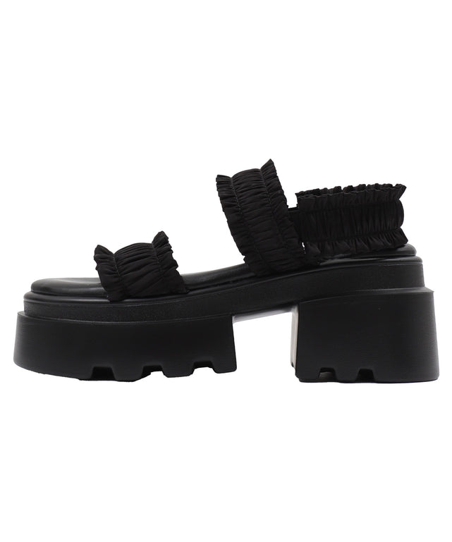 厚底フリルギャザーサンダル