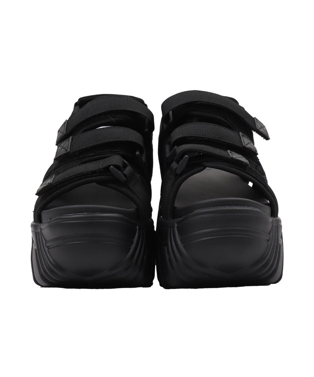 厚底ベルトスポーツサンダル