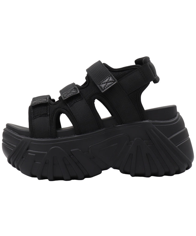 厚底ベルトスポーツサンダル